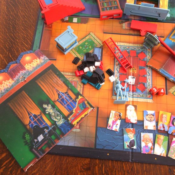 13 Dead End Drive murder-themed board game Milton Bradley 1993 Games Vintage Fun - Picture 10 of 16
